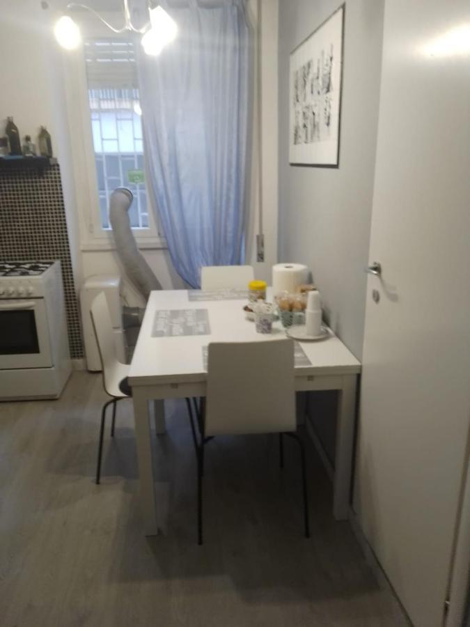 Bed and Breakfast La Donna Garbata Roma Exterior foto